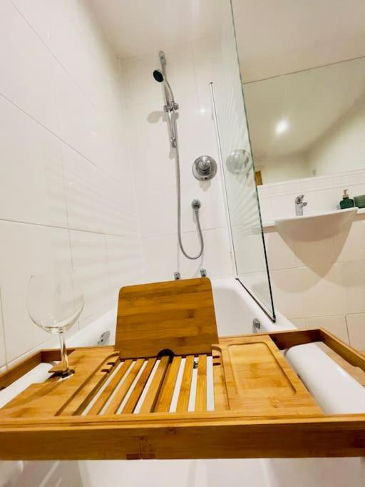 Beautiful Central Open Plan Living! Манчестер Экстерьер фото